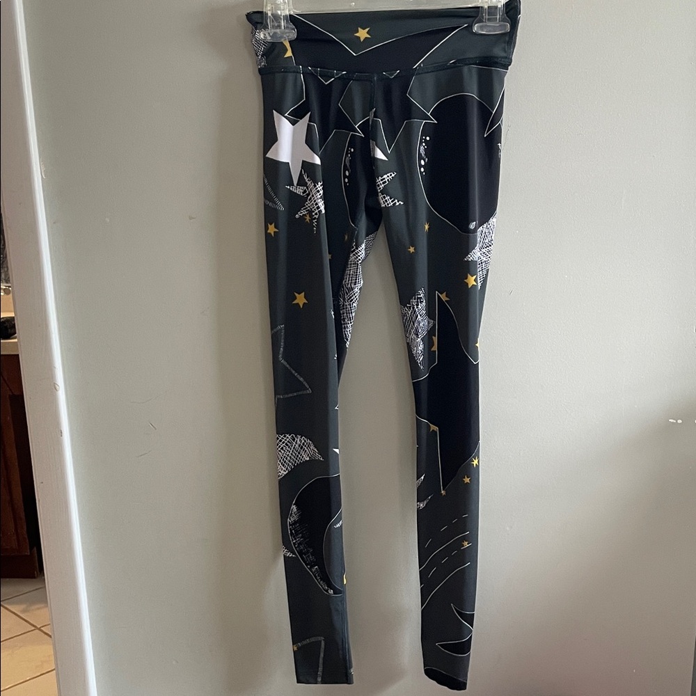 Beyond yoga athletic wear sz S
